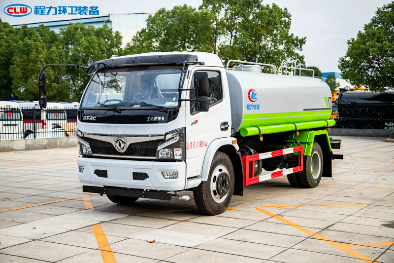 东风大福瑞卡洒水车(9.2方)