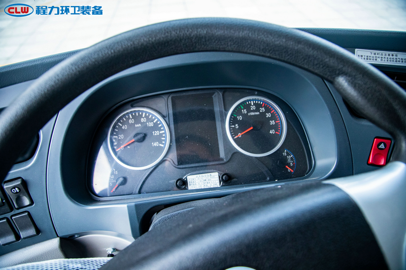 东风福瑞卡F9洒水车(12.3方)